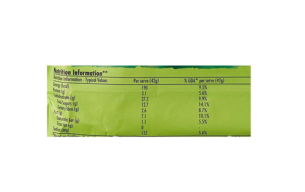 Nature Valley Crunchy Granola Bars. Oats & Berries   Pack  42 grams